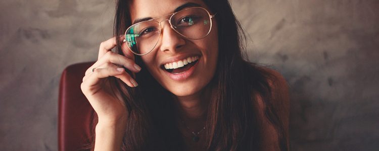 Visionworks bend young woman with glasses