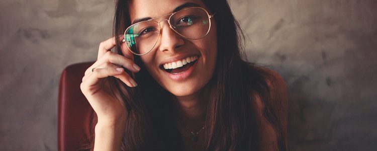 Visionworks bend young woman with glasses