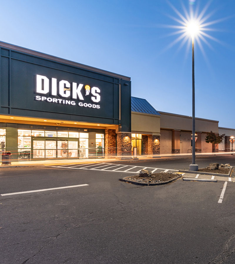 dicks-sporting-with-street-light Dick's in the cascade village shopping center
