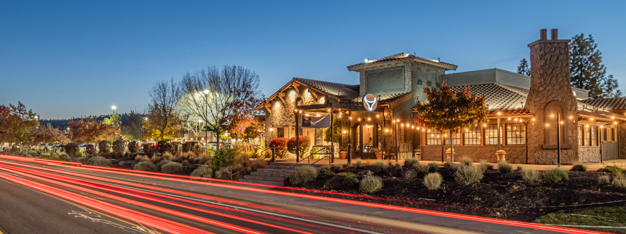 leasing-page-header-750tall commercial leasing bend, black steer